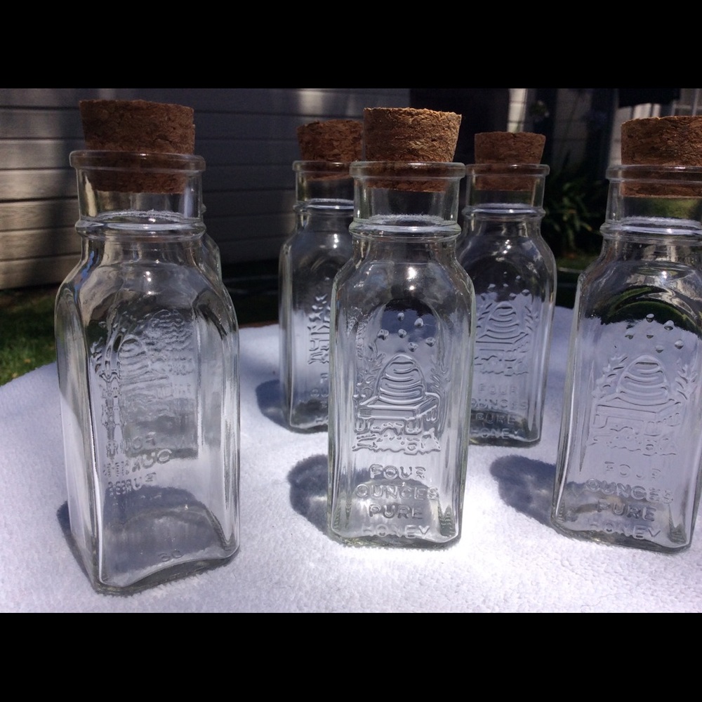 New miniature craft bottles w cork stoppers